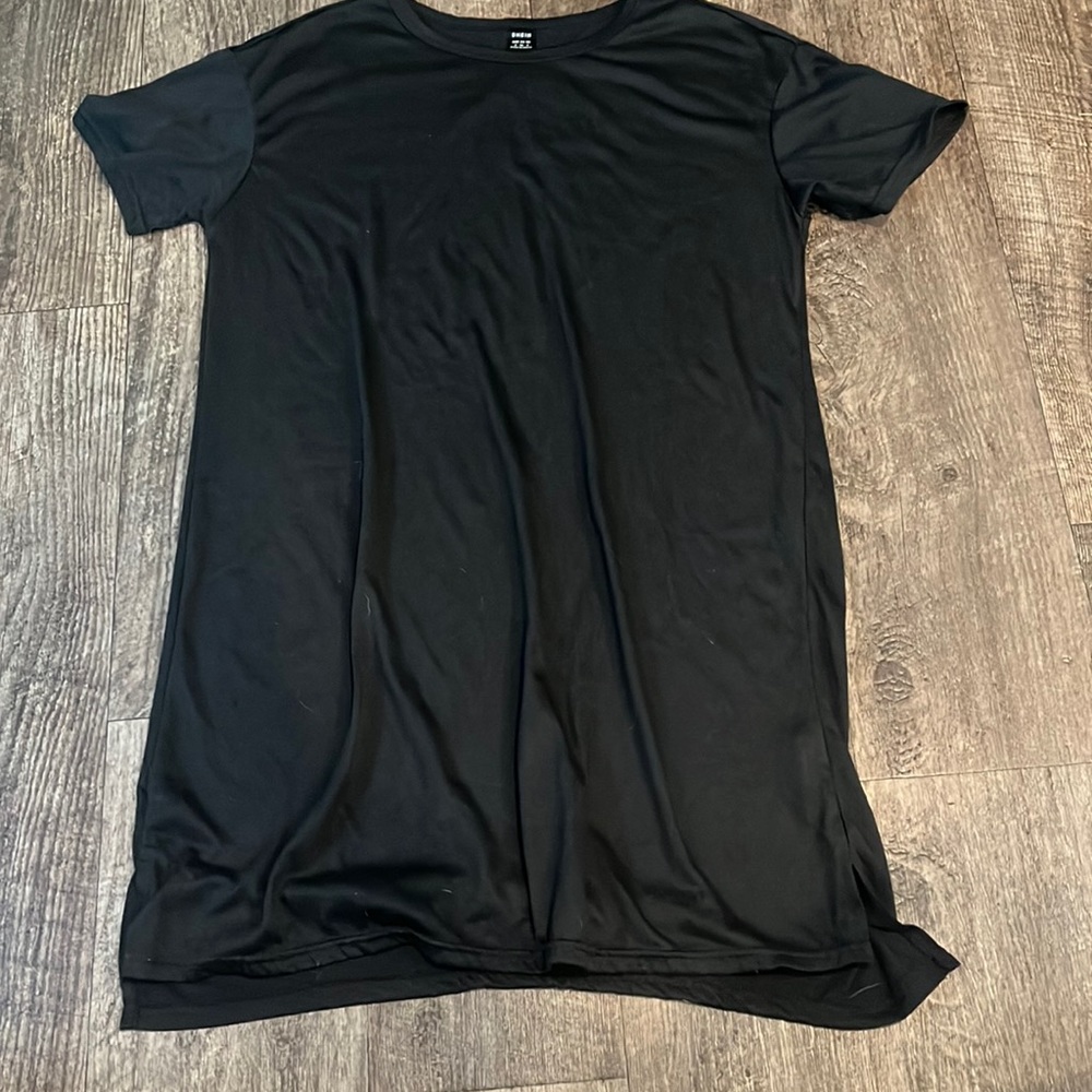 🛍️5 for 25🛍️ tee-shirt dress